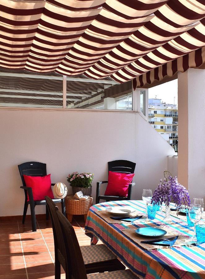 Apartament Atico Con Gran Terraza Y Vistas Al Mar Torre Del Mar Zewnętrze zdjęcie