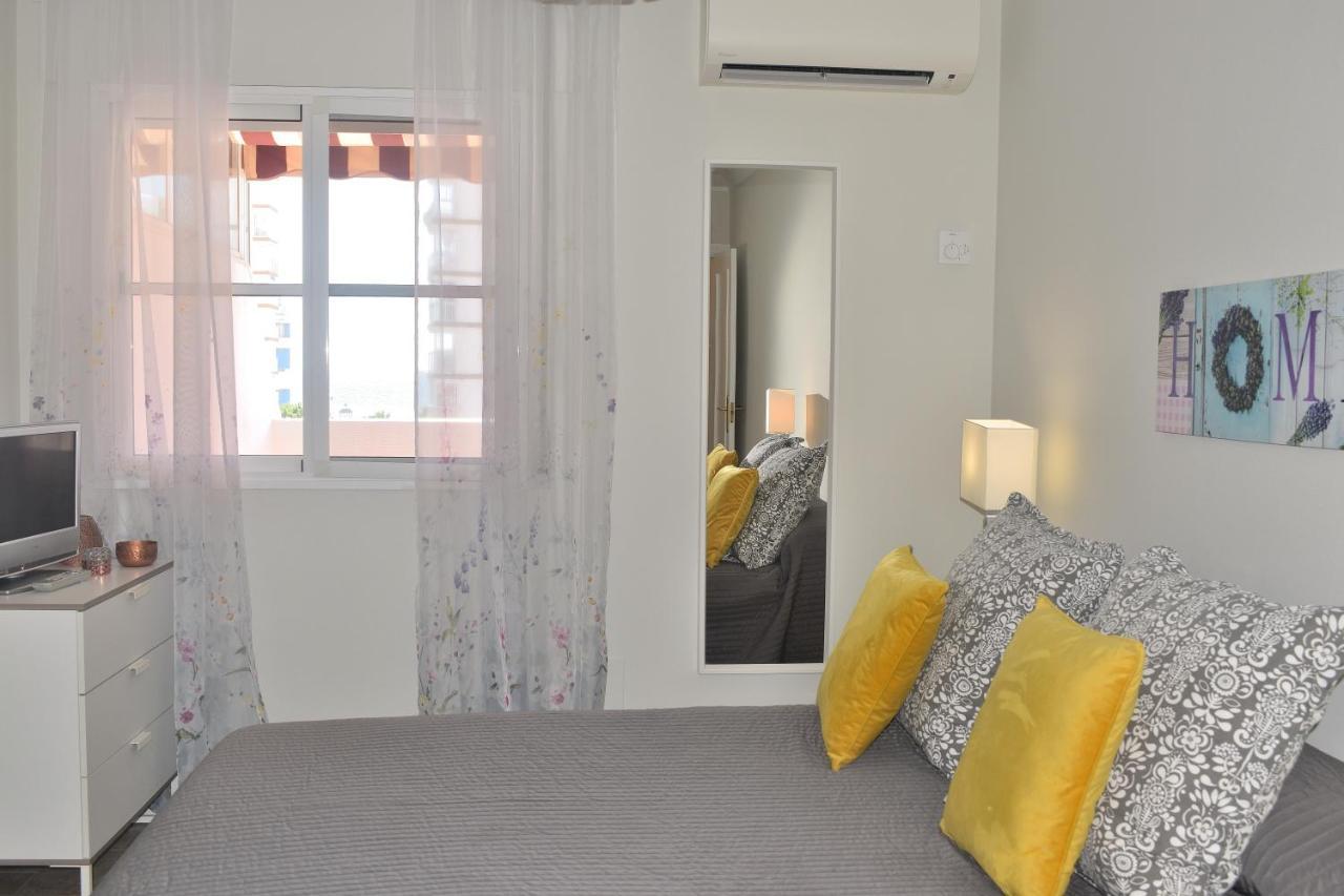Apartament Atico Con Gran Terraza Y Vistas Al Mar Torre Del Mar Zewnętrze zdjęcie